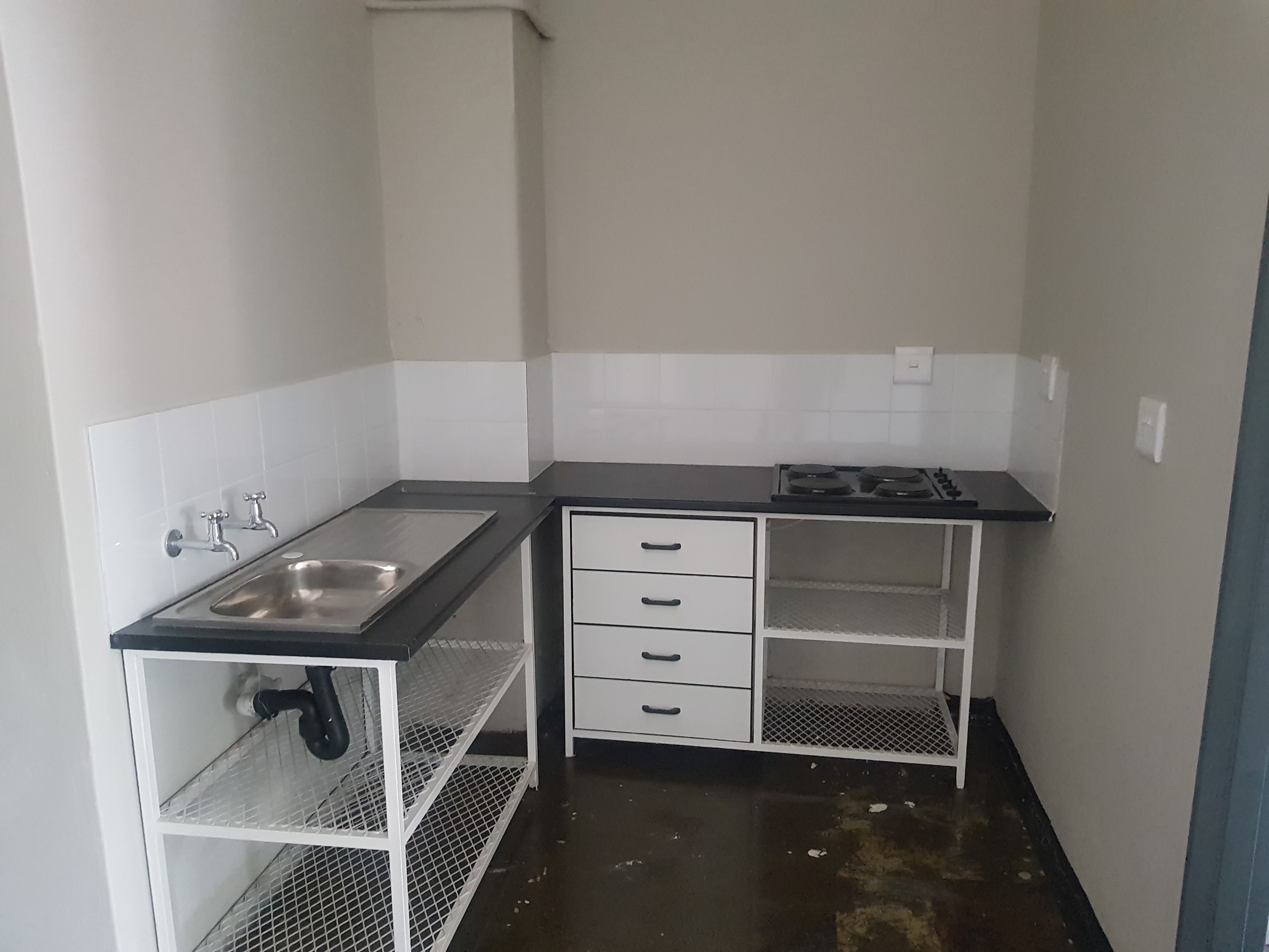 1 BEDROOMED FLAT in JOHN PAGE 